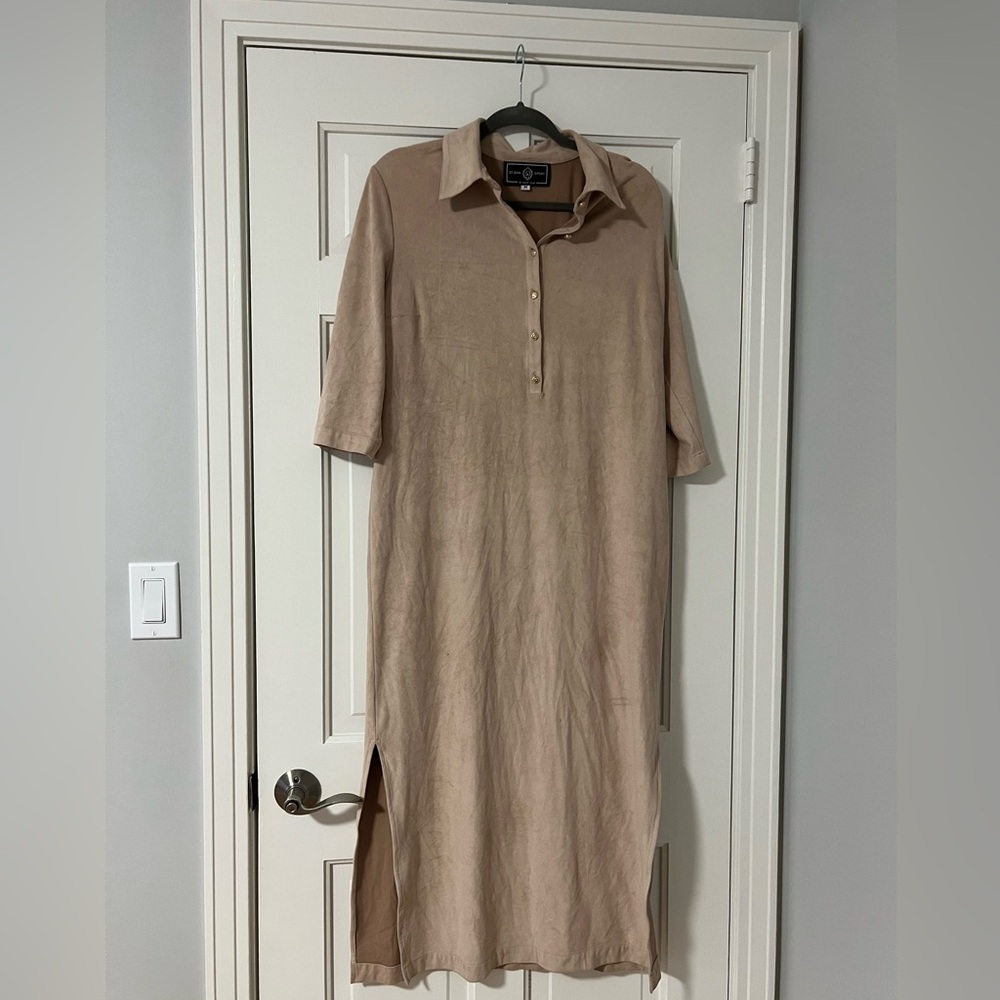 St. John Sport Beige Button-Up Dress USA M